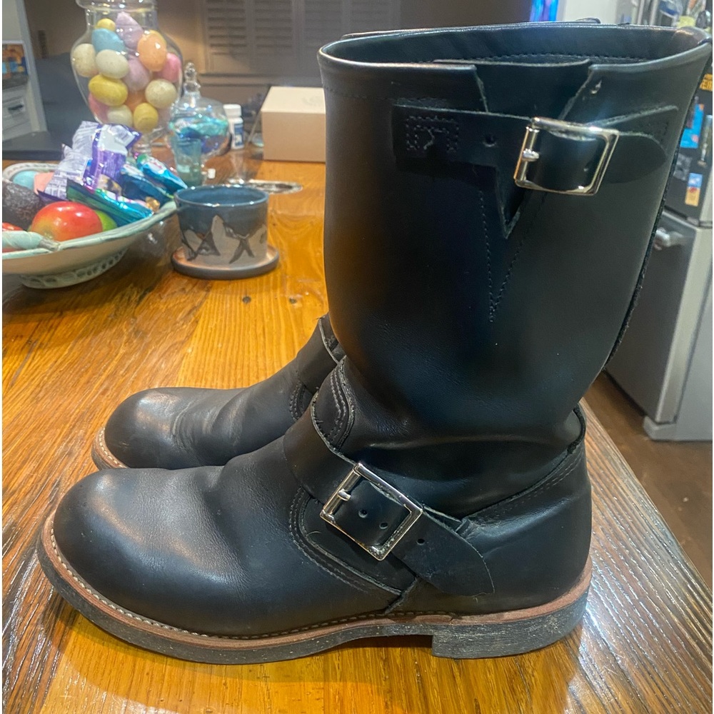 Red Wing Engineer Boot-Size 9